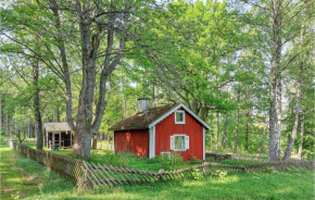 2 Bedroom Beautiful Home In Lönashult